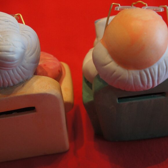Porcelain Grandma & Grandpa rocking chair coin bank set or bottom center hole fo - Picture 2 of 3